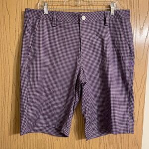 Men's Under Armour Golf Shorts Purple Gray Check Size 36